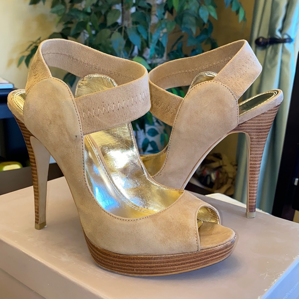 Nude heels